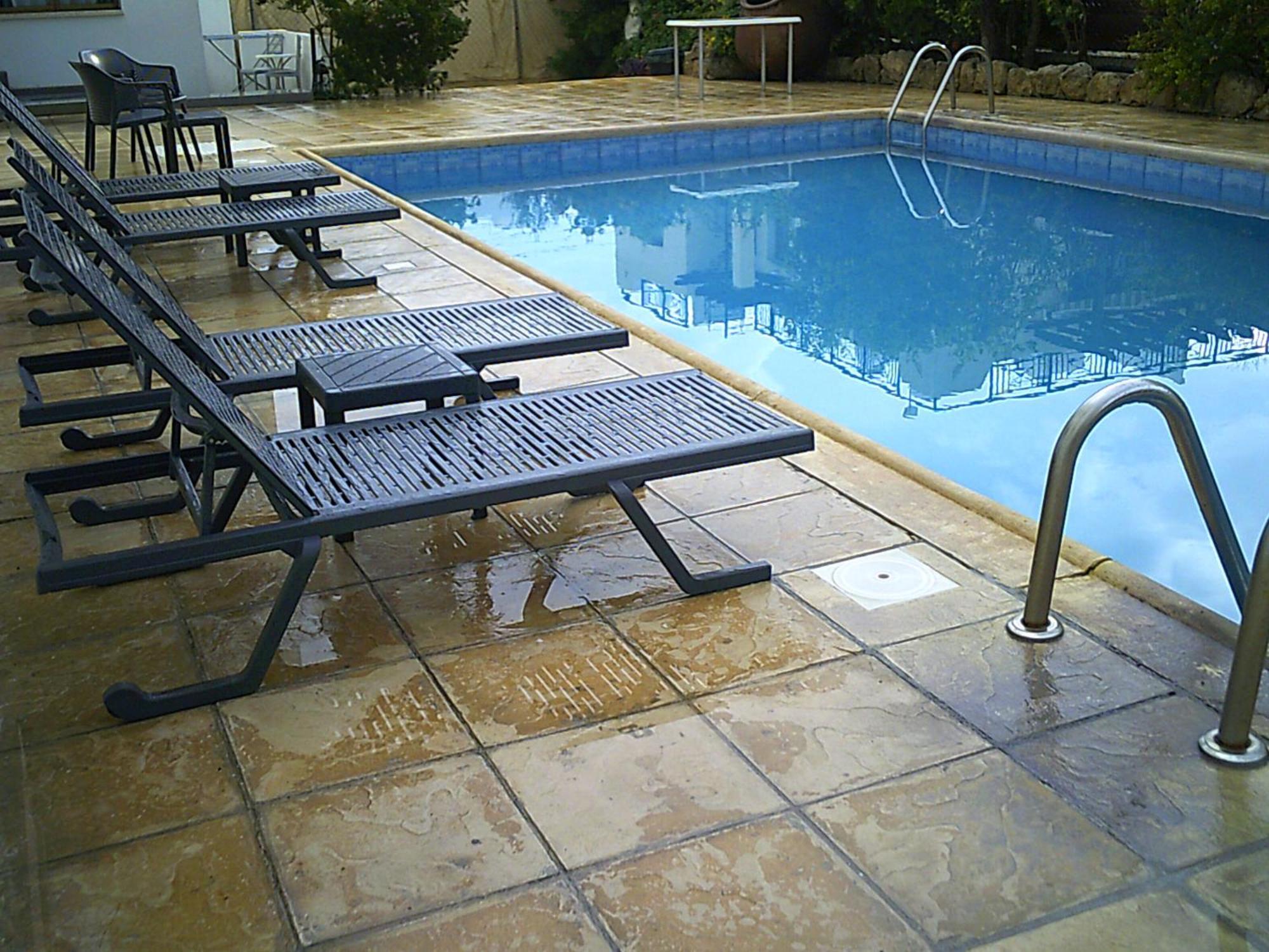 Panklitos Tourist Apartments Paphos Eksteriør billede